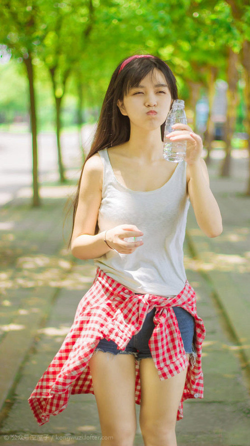 “马科斯·梅特罗的全场防守表现，为阿根廷美洲狮队筑起钢铁防线”