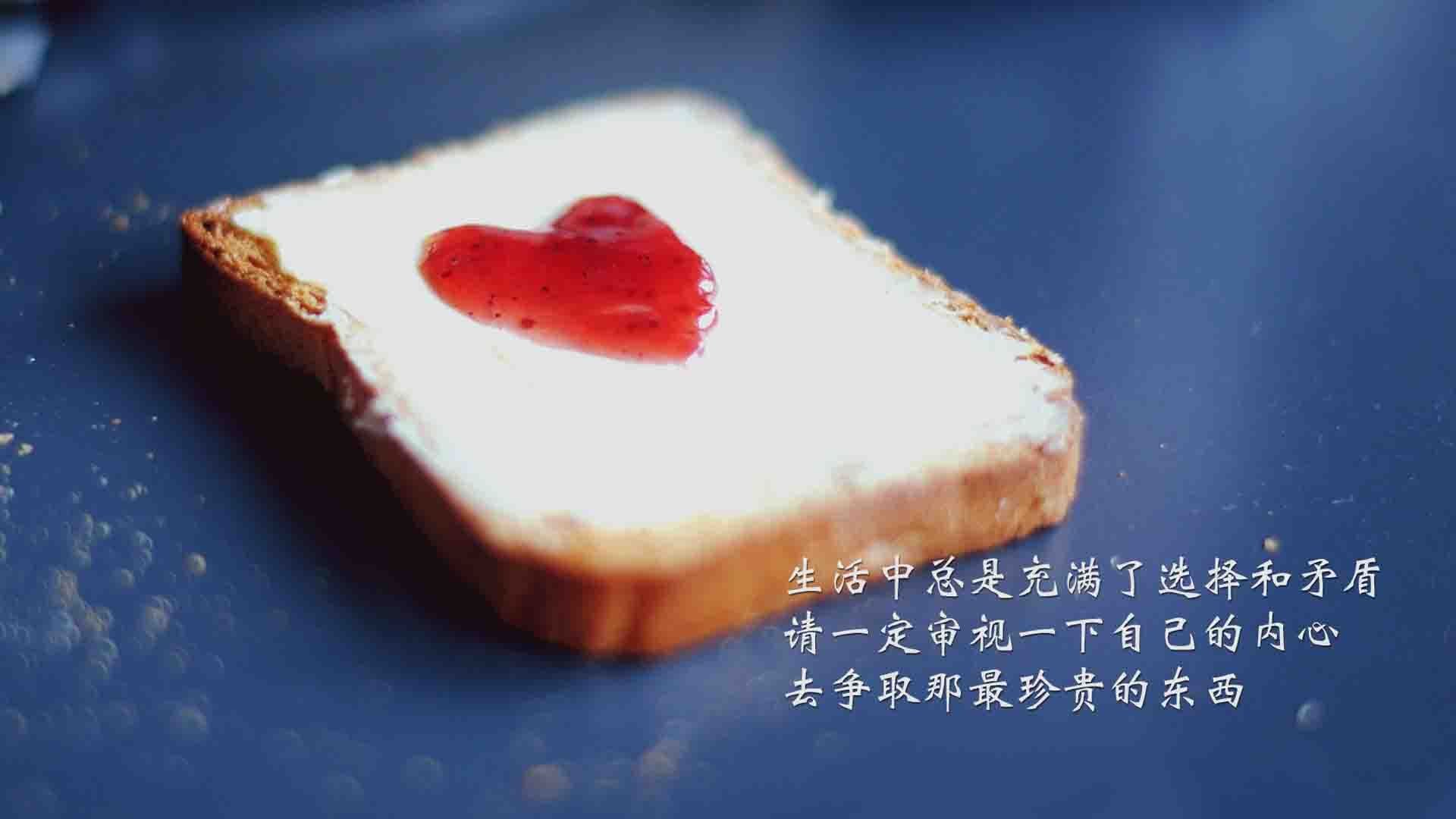 张伟丽接受康复训练备战新一轮挑战，张伟丽训练照片